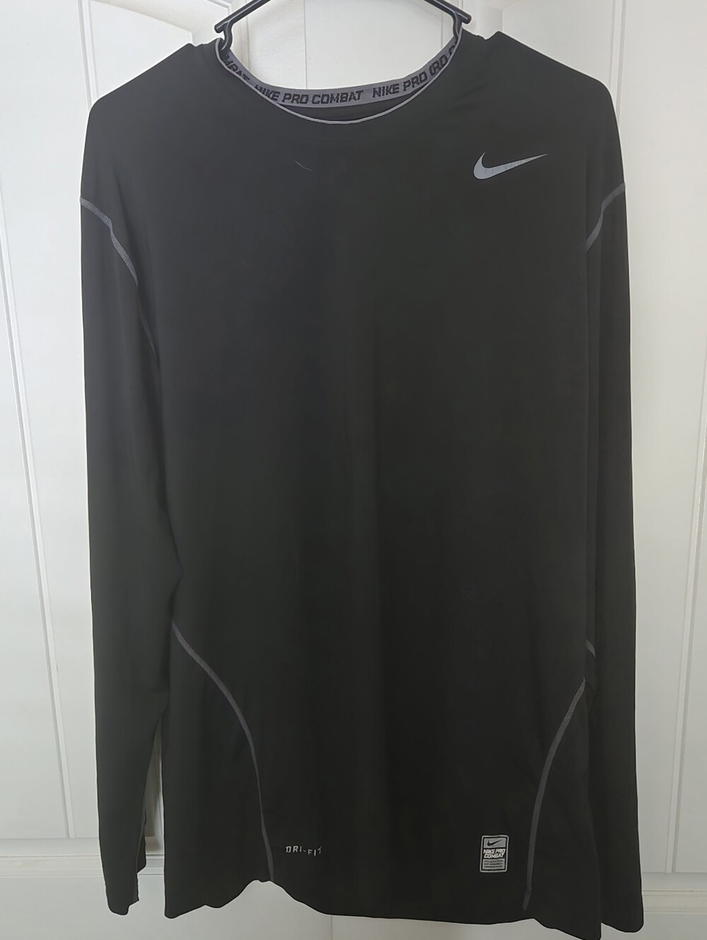 Nike pro combat dri-fit XL long sleeve Black
